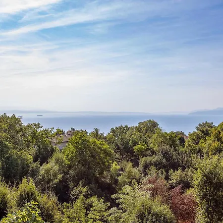 2 Bedroom Cozy In Appartement Matulji